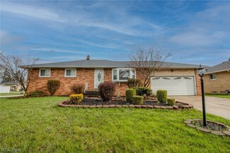 3216 King Richard Dr, Cleveland, OH 44134