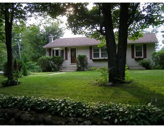 43 Underwood Rd, Hubbardston, MA 01452