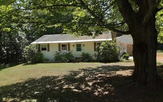 5 Currier Rd, Concord, NH 03301