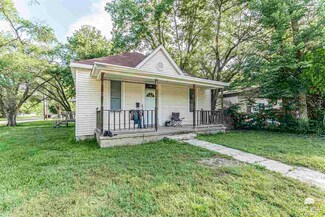 640 W 11th St, Junction City, KS 66441