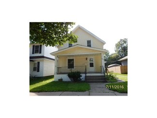 1506 North Ave SW, Cedar Rapids, IA 52404