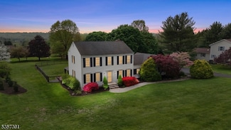 38 Edgemere Terrace, Washington, NJ 07882