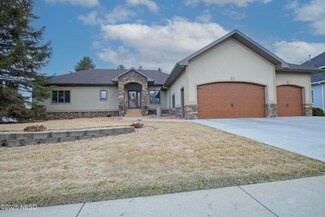 1111 17th St NE, Watertown, SD 57201