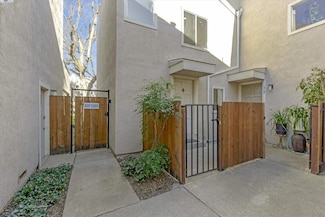 1896 San Vincente Dr Unit 13, Concord, CA 94519