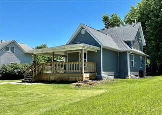 622 W Boone St, Marshalltown, IA 50158