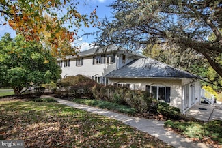 1030 Bear Tavern Rd, Ewing, NJ 08628