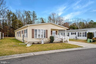 723 Bayberry Ln, Williamstown, NJ 08094