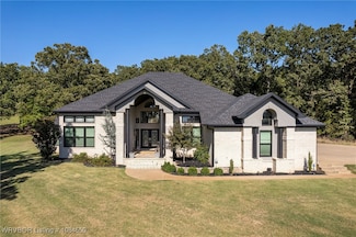 2923 Aerie Ln, Alma, AR 72921