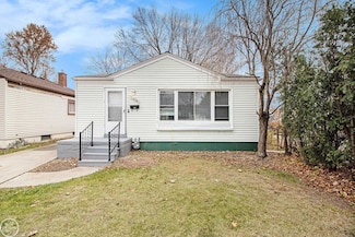 19134 Macarthur, Redford, MI 48240