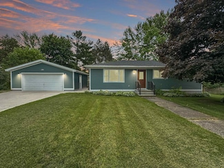 E703 Hendricksen St, Stephenson, MI 49887