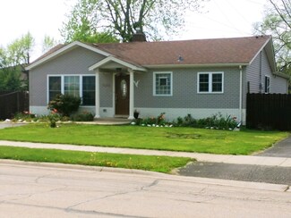 7646 Oak Grove Ave, Justice, IL 60458