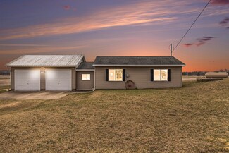 19661 Meceola Rd, Hersey, MI 49639