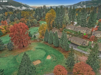 68653 E Bowmans Cir, Welches, OR 97067