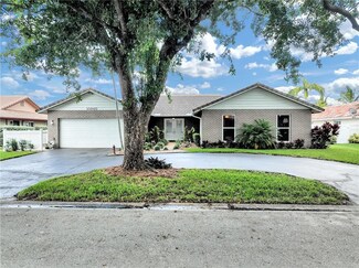 10940 SW 1st Ct, Coral Springs, FL 33071