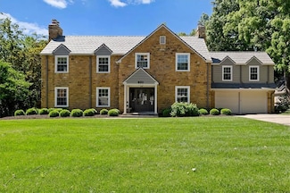835 W 53rd Terrace, Kansas City, MO 64112