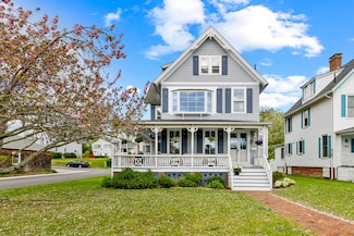 178 Shore Ave, Groton, CT 06340