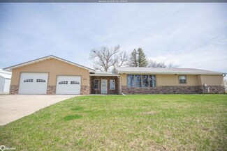 616 3rd St, Lakota, IA 50451