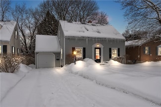 421 Newcastle Rd, Syracuse, NY 13219