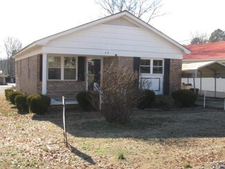 258 Houston Ave, Selmer, TN 38375
