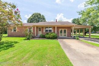 92 Oakridge Dr, Jackson, TN 38305