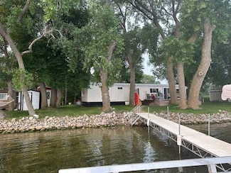 1764 Bullhead Bay Rd, Kosciusko Township, SD 57239