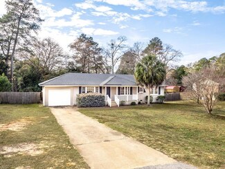 2470 Hummingbird Rd, Dalzell, SC 29040