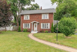 972 Mount Vernon Rd, Newark, OH 43055