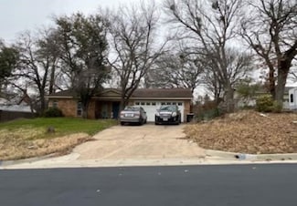 1802 Windlea Dr, Euless, TX 76040