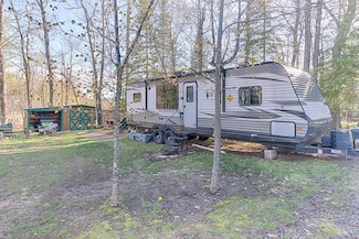 Block 3, Lot 23 & 24 Banbury Town, Hazelton Township, MN 56431