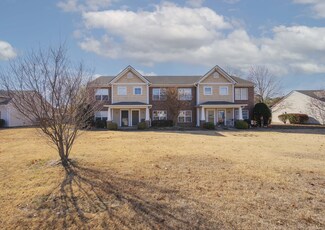 911 Seven Oaks Blvd, Smyrna, TN 37167