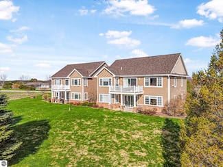 7789 Sara Ln Unit B, Lake Ann, MI 49650