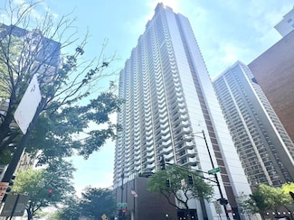 6033 N Sheridan Rd Unit 27C, Chicago, IL 60660