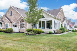 270 Maryview Dr, Webster, NY 14580