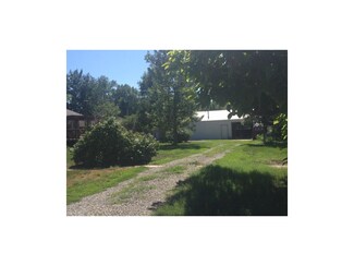 218 Madison St, Pomona, KS 66076