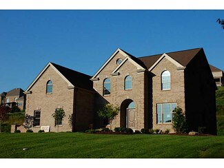 110 Merlin Dr, Canonsburg, PA 15317