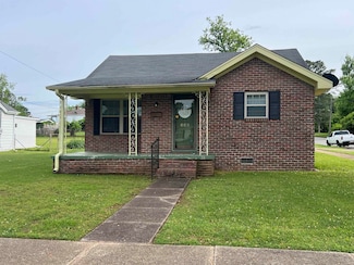 600 E 2nd St, Tuscumbia, AL 35674