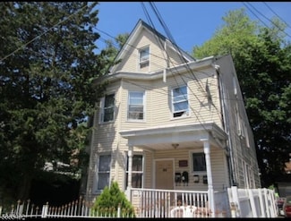65 N 8th St, Paterson, NJ 07522