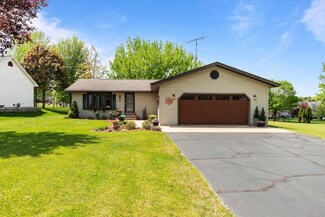 557 Center St, Berlin, WI 54923
