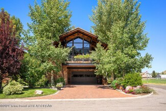 687 E Kelly Ave, Jackson, WY 83001