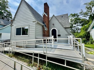 3921 Elm Ave, Cincinnati, OH 45236
