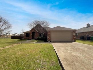 3716 Beatriz Dr, Denton, TX 76207
