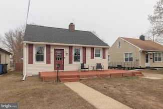 817 Columbus Rd, Burlington, NJ 08016