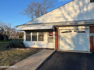 89 Fairway Ln Unit C, Manchester Township, NJ 08759