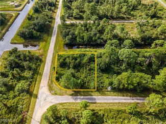 1068 Belmont St E, Lehigh Acres, FL 33974