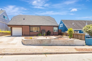 720 Lockhaven Dr, Pacifica, CA 94044
