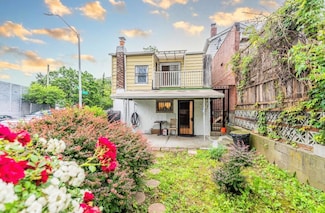 57-36 75th St, Middle Village, NY 11379