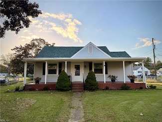 600 Fairview Ln, Portsmouth, VA 23702