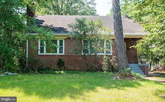6007 Bradley Ln, Clinton, MD 20735