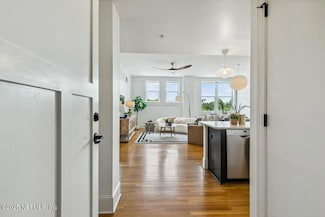 2525 College St Unit 2305, Jacksonville, FL 32204