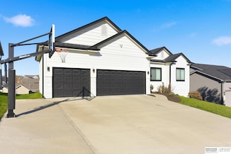 4620 N 175th St, Omaha, NE 68116